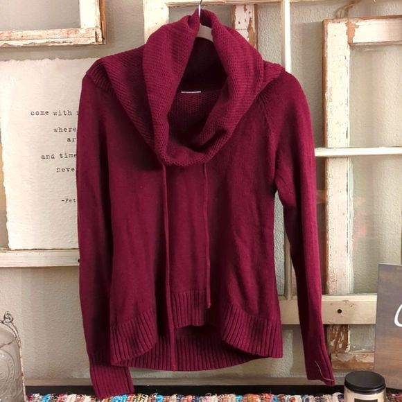Columbia Sweaters - Columbia Sweater Sweatshirt Womens Large Burgundy Wide Extended Neck Top Shirt